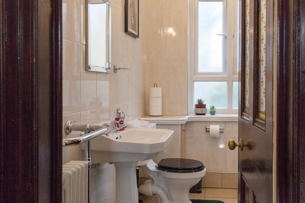 Villa Victorian Elegance At Kingscliffe, Sleeps 17 Mánchester Exterior foto