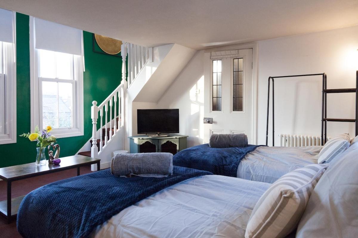 Villa Victorian Elegance At Kingscliffe, Sleeps 17 Mánchester Exterior foto