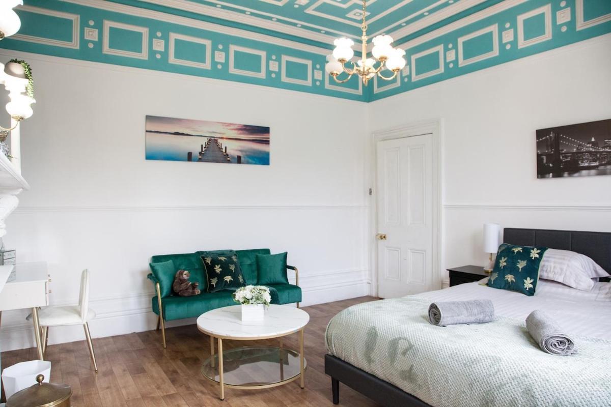 Villa Victorian Elegance At Kingscliffe, Sleeps 17 Mánchester Exterior foto