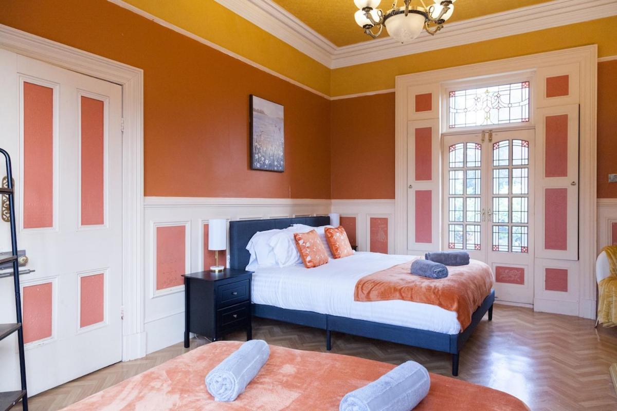 Villa Victorian Elegance At Kingscliffe, Sleeps 17 Mánchester Exterior foto