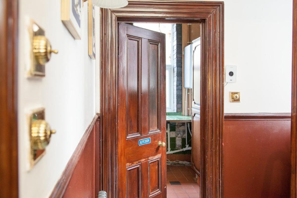 Villa Victorian Elegance At Kingscliffe, Sleeps 17 Mánchester Exterior foto